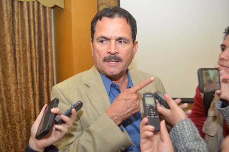 ¿Y cómo financió Curiel los gastos de 50 manifestantes sonorenses en el DF?