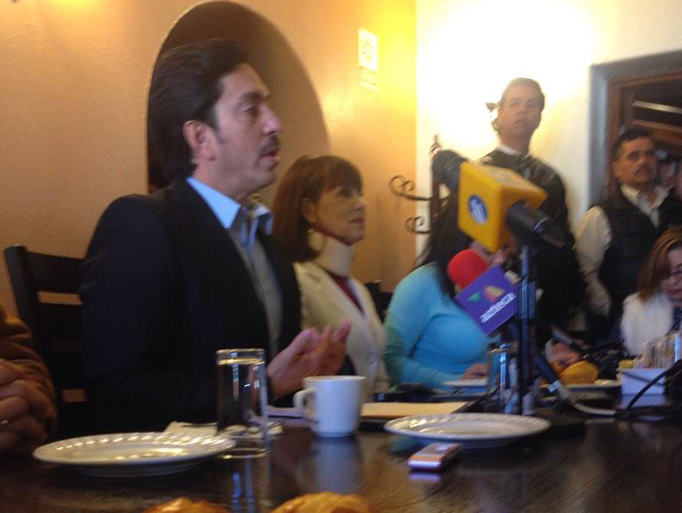 El peligroso camino de la simulación