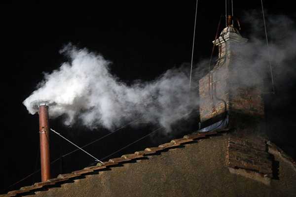 Humo blanco en el PRI; fuego amigo en el PAN