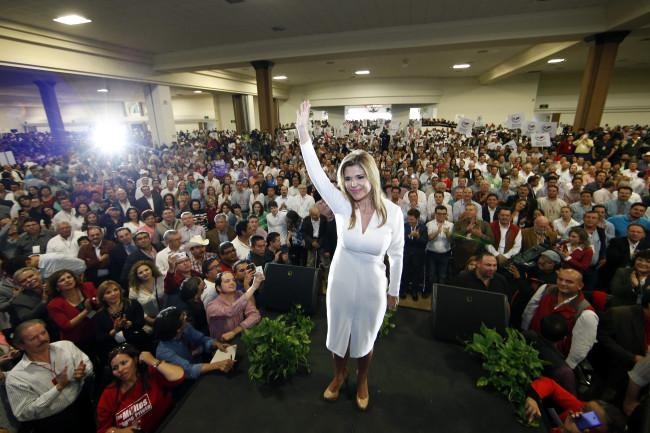 Claudia no tiene la culpa de ser la candidata