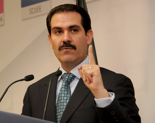 Traicionan a Guillermo Padrés