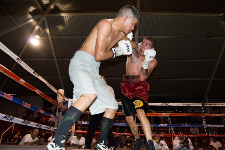 ‘Spock’ Méndez hace ver estrellas a Bustamante