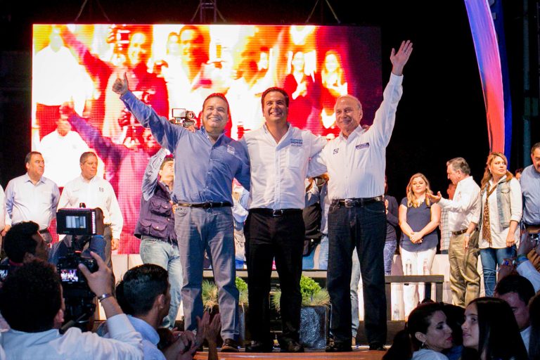Damián Zepeda inicia el camino hacia la alcaldía de Hermosillo