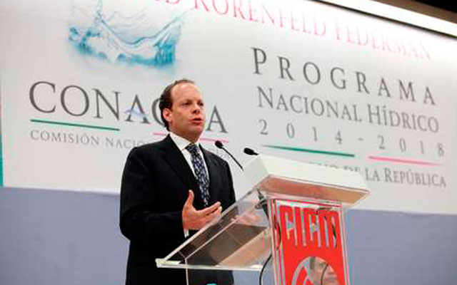 Korenfeld renuncia a Conagua por escándalo de helicóptero