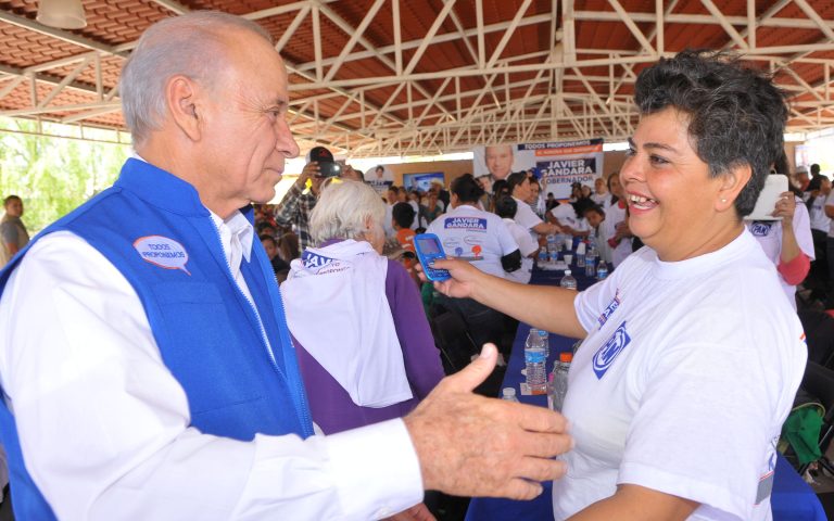Presenta Javier Gándara Magaña estrategias para una sociedad segura.
