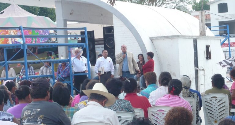 Se reúne candidato del PT con personas de la tercera edad de Etchojoa