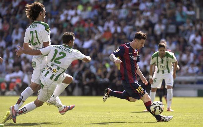 Sin piedad, Barcelona anota ocho y se mantiene líder en España