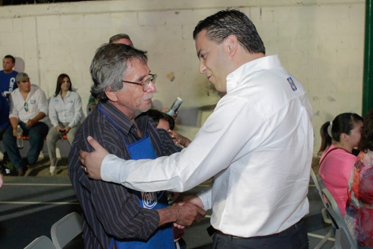 Damián Zepeda plantea un gobierno abierto y transparente