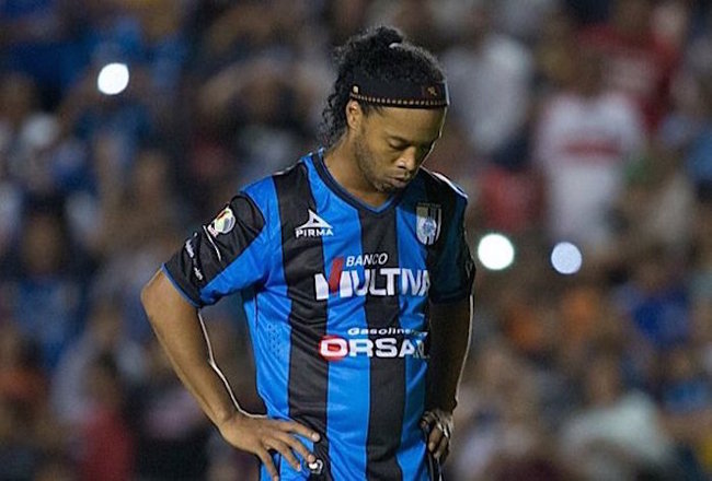 Ronaldinho se disculpó con el Querétaro por su conducta en la ida de semis