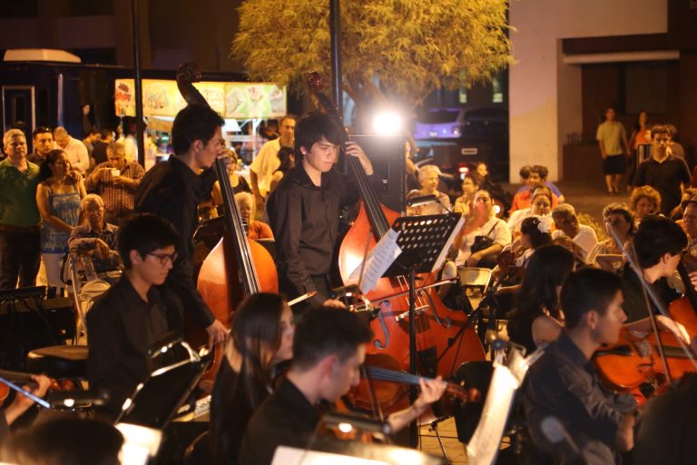 Cierra Ojuson semestre con recital en la Plaza Bicentenario
