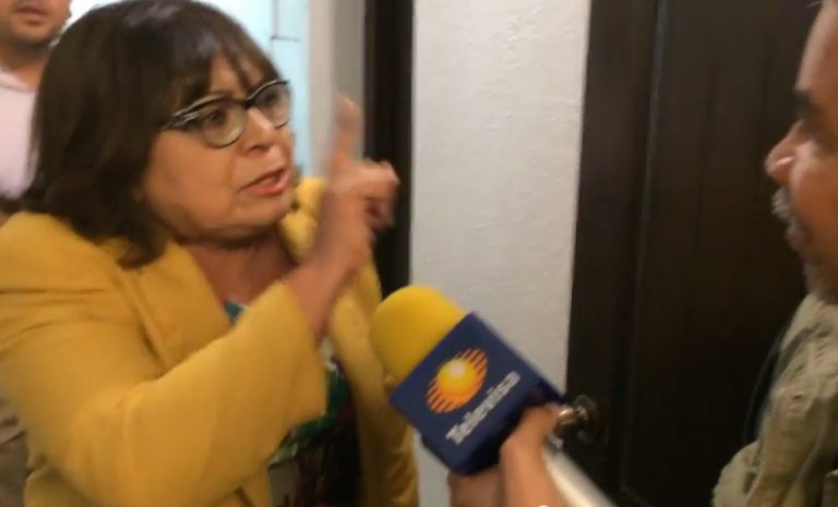 Debut y despedida de la señora Gómez