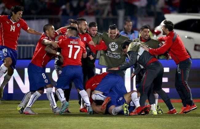 Chile consigue su primer Copa América al vencer a Argentina 4-1 en penalties