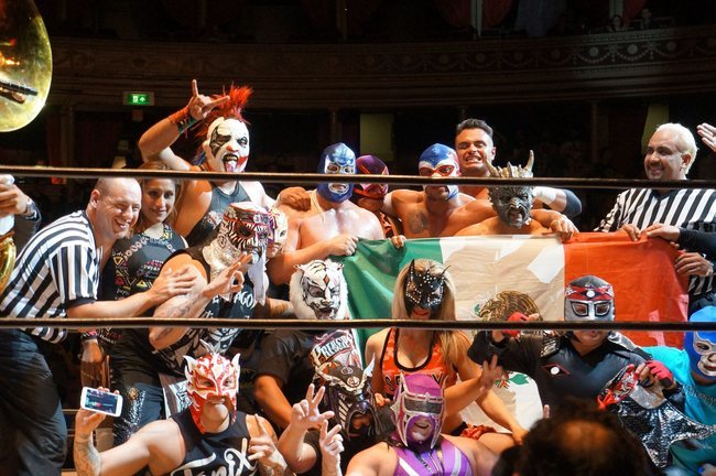 Encabeza con gran éxito Blue Demon Jr función de lucha Libre en Londres