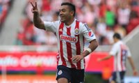 Marco Fabián estará en la portada de FIFA 16 en México