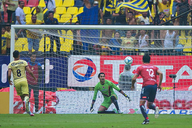 América se impone 3-1