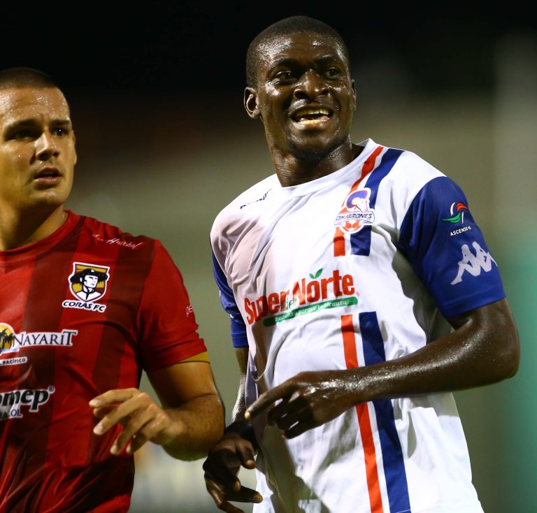 Un atacante de fuerza extranjera; Kamar Oshioke