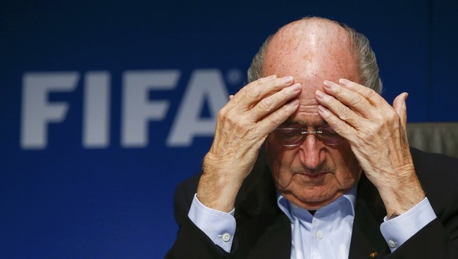 Joseph Blatter renuncia a membresía del COI