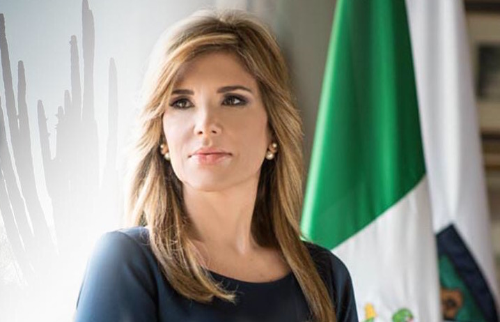 ¿Qué le falta a Claudia?