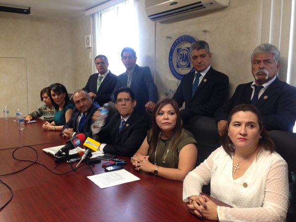 El escenario de un desprendimiento en la bancada del PAN