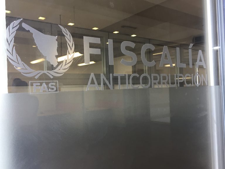 Pescan peces chicos y medianos… para luego ir por los más grandes