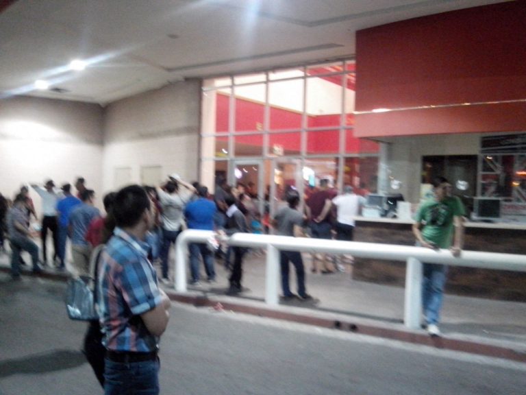 …Y que se prende la alarma en el cine