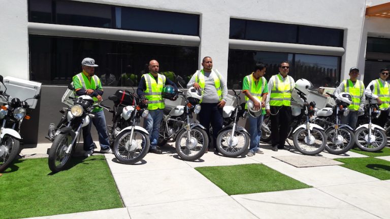 Imparten Primer Taller de Seguridad Vial a motociclistas repartidores