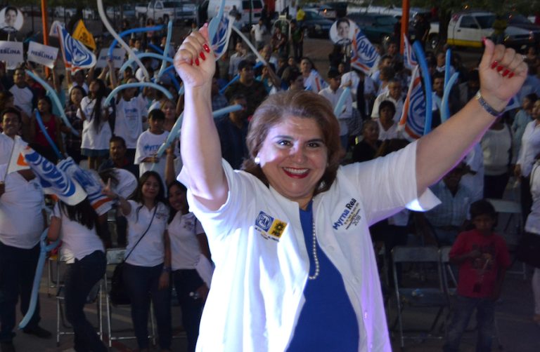 Realiza Myrna Rea su arranque de campaña