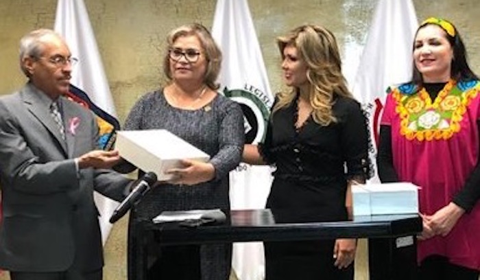 III Informe: los retos de Claudia hacia afuera… y hacia adentro