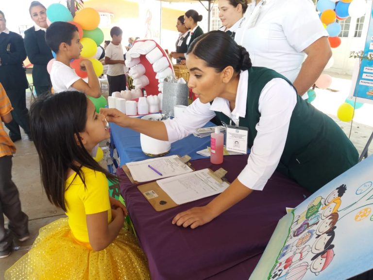 Con feria de la salud, IMSS Sonora acerca servicios a la comunidad