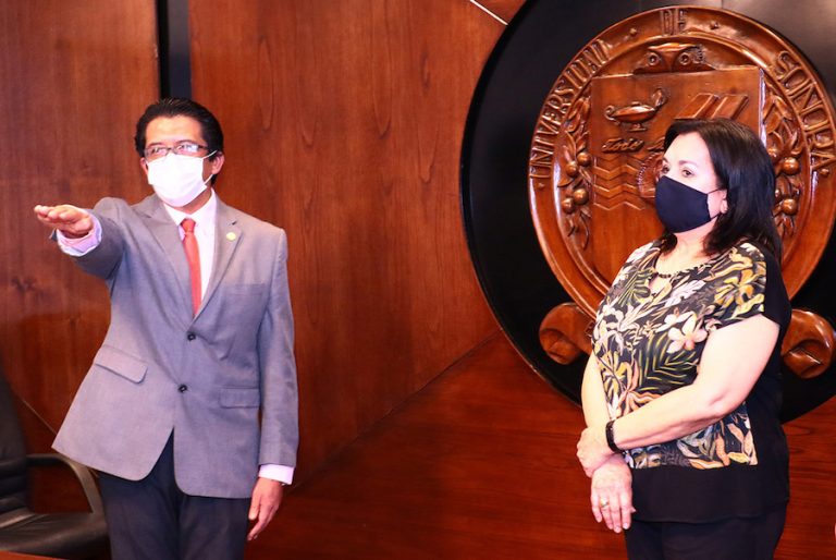 Asume Ramón Enrique Robles Zepeda Secretaría General Académica