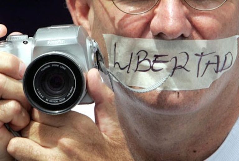 Intentos por domar libertad de expresión desde el poder