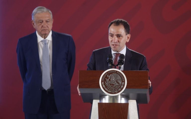 Crisis multidimensional no es por falta de dinero