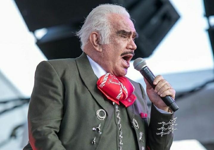 Rumor moviliza a la prensa en torno a la salud de Vicente Fernández