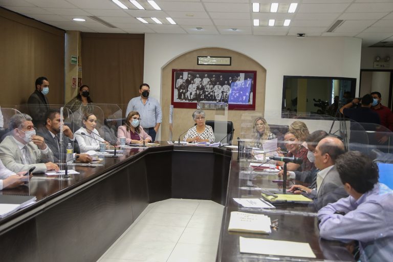Instalan Comisión de Presupuestos y Asuntos Municipales