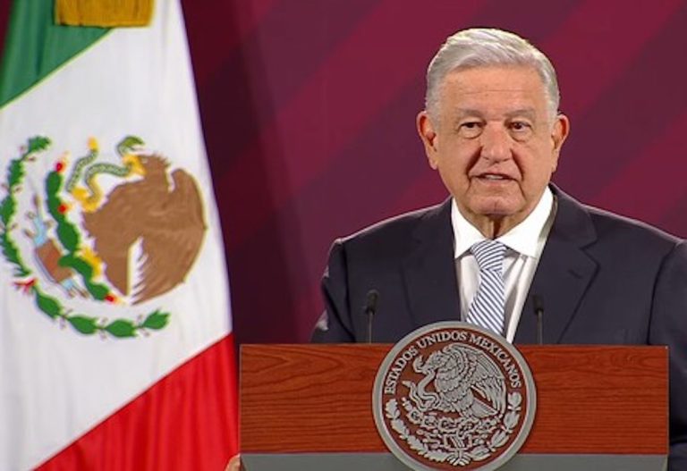Anuncia AMLO modernización aeroportuaria del estado