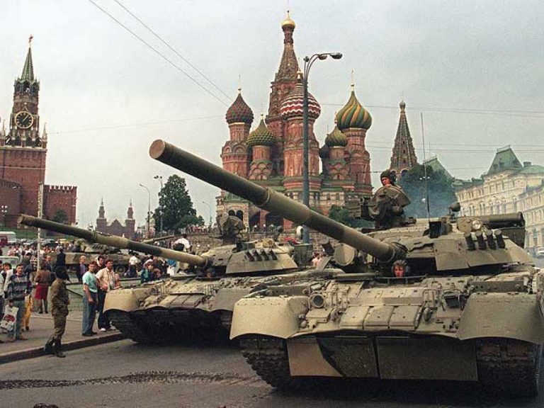Crisis en Rusia: amenaza de “golpe de estado” y Putin contra las cuerdas
