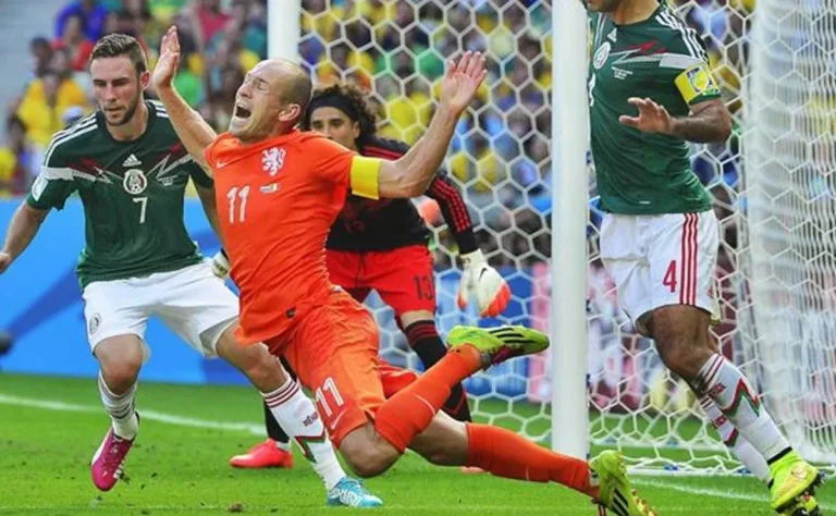 ¡No era penal! Se cumplen nueve años de la triste eliminación contra Países Bajos