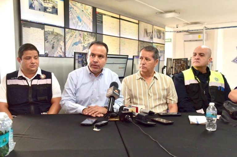 Encabeza Toño Astiazarán coordinación de dependencias municipales para atender a habitantes por ola de calor extremo el fin de semana
