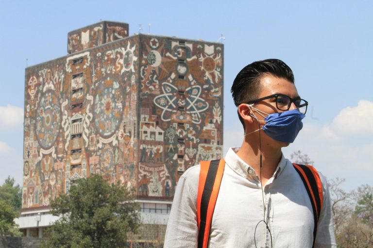 Alerta UNAM por comportamiento del COVID en México y recomienda uso de cubrebocas en espacios cerrados