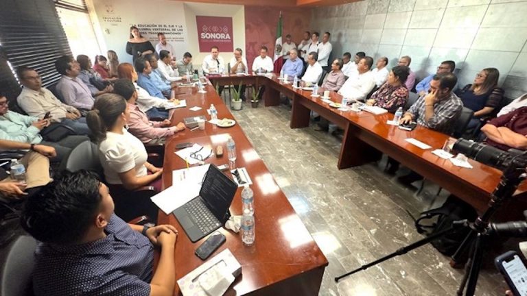 Gobierno de Sonora reporta operación de 99 por ciento de las escuelas públicas en el primer día de regreso a clases