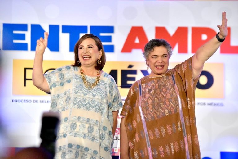 Se realiza tercer foro regional de diálogos ciudadanos entre las dos finalistas para encabezar el Frente Amplio por México