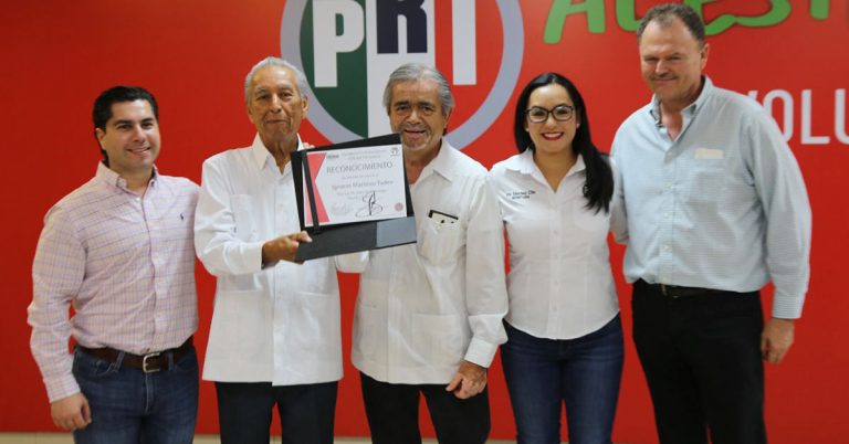 Reconoce PRI Sonora a Ignacio Martínez Tadeo