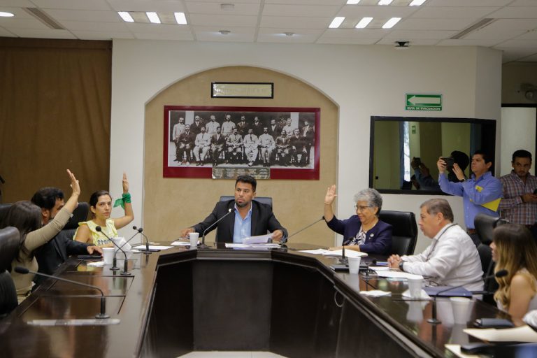 Celebran Parlamento Abierto sobre la Ley del Servicio Civil de Carrera