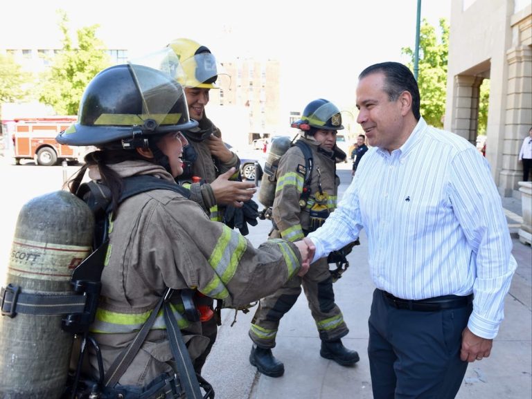 Encabeza Toño Astiazarán simulacro por sismo en Palacio Municipal