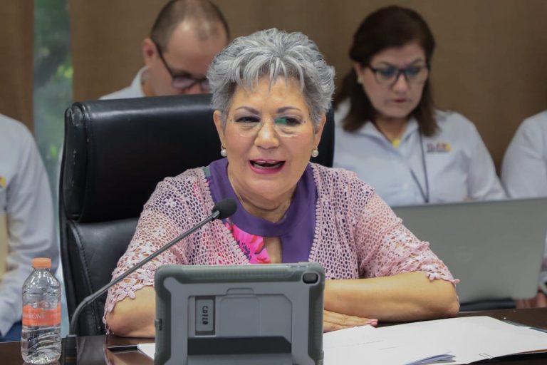 Acude ante diputados Auditora Mayor para ampliar información de cuenta pública