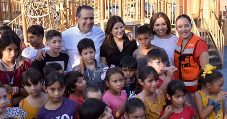 Inauguran Toño Astiazarán y Patty Ruibal Barco Pirata en El Cárcamo