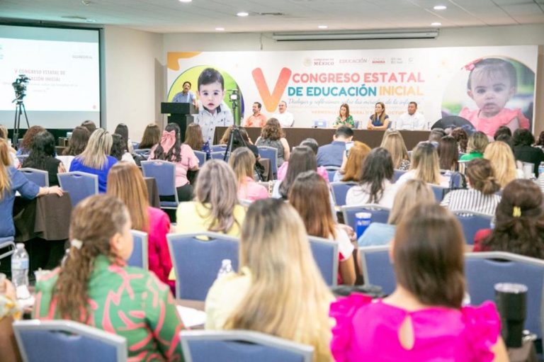 Personal educativo recibe capacitación para garantizar la calidad de la atención a la primera infancia