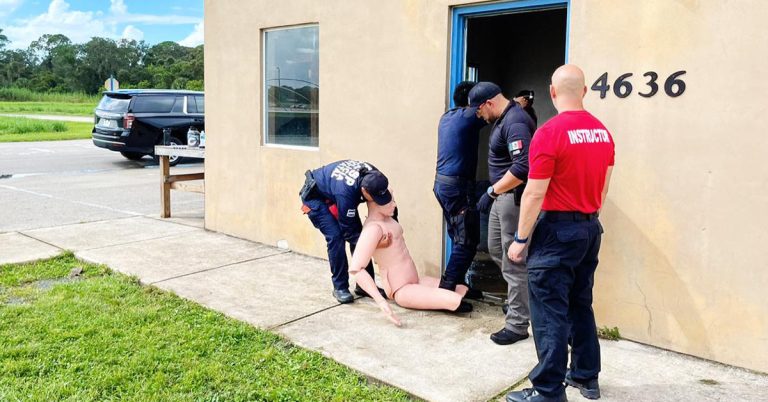 Policía Estatal participa en entrenamiento táctico en Estados Unidos
