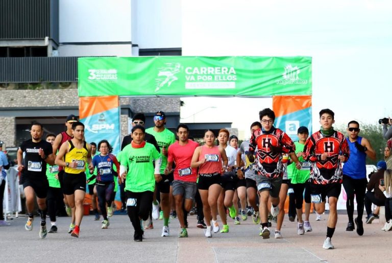 Corren en la Sexta Carrera de Va Por ellos