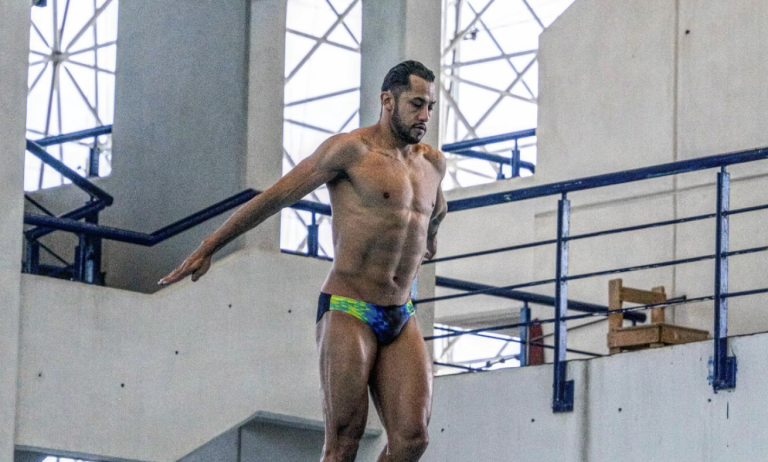 Jahir Ocampo gana amparo por beca suspendida de CONADE; aún quedan 19 casos pendientes